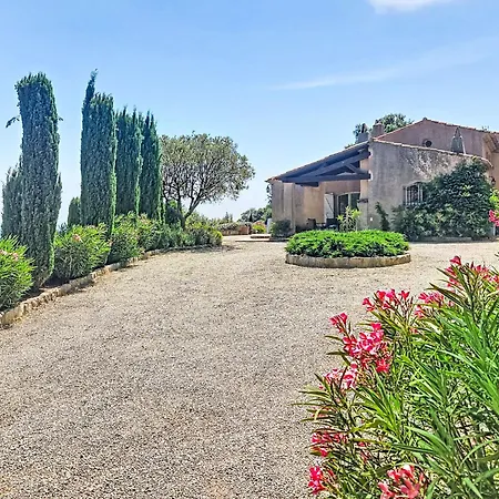 Villa La Farlade By Interhome
